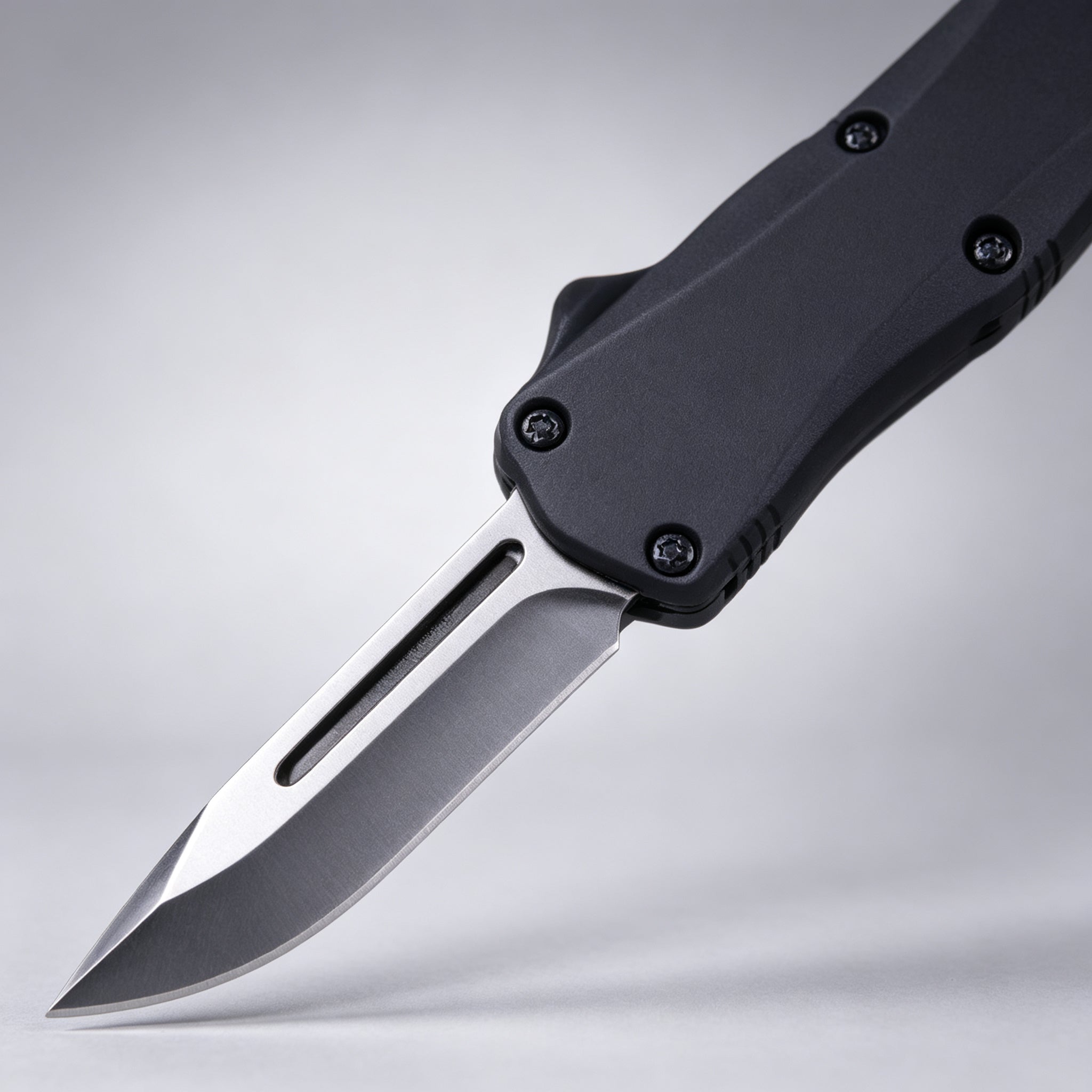 F155 Folding Knife Double-Edge Serrated – 175mm · 204g — view 3