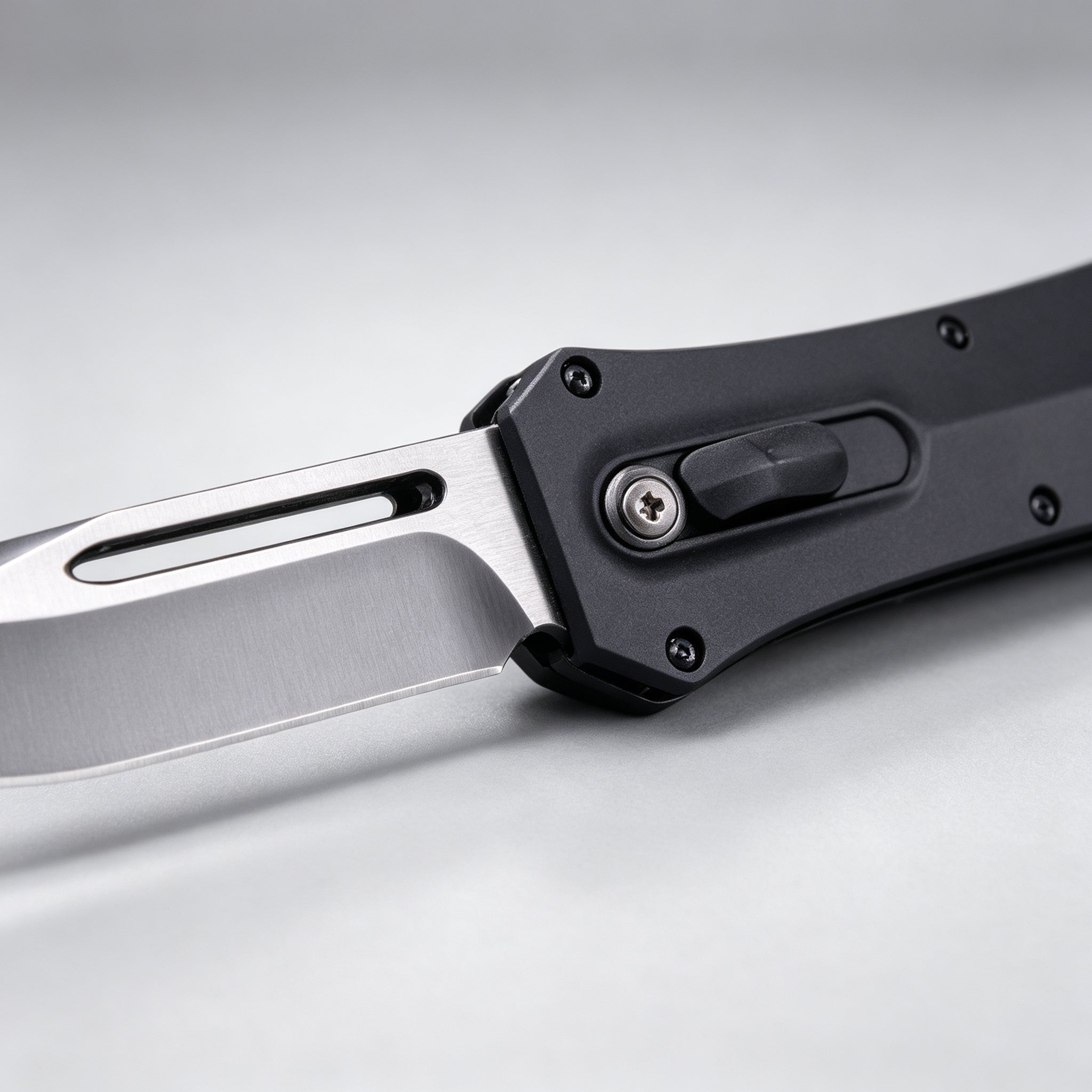 F151-2 Folding Knife Single-Edge – 198mm · 111g — view 3