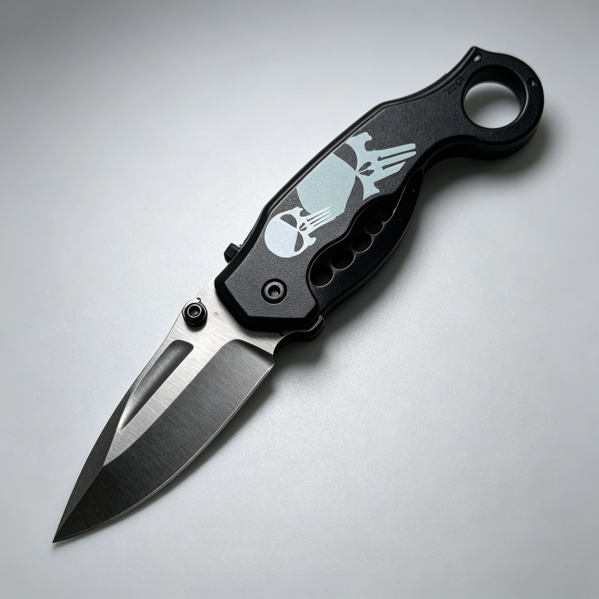 PH04 Karambit Folding Knife – Skull Design, Finger Ring — view 2