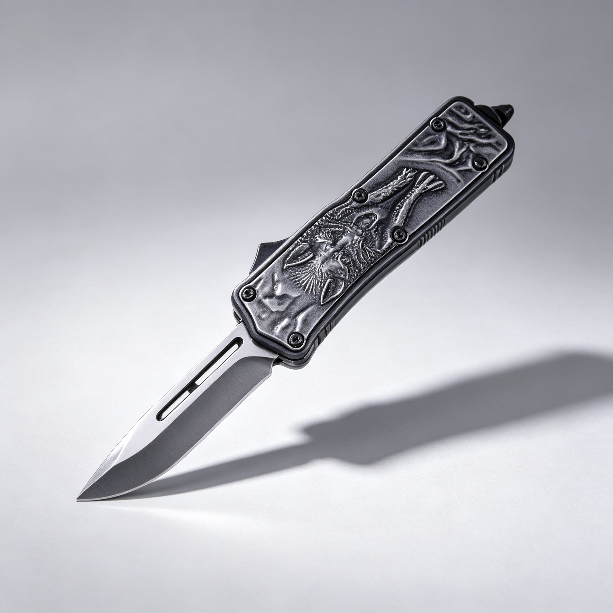 F157 Folding Knife Double-Edge Serrated – 170mm · 205g — view 2